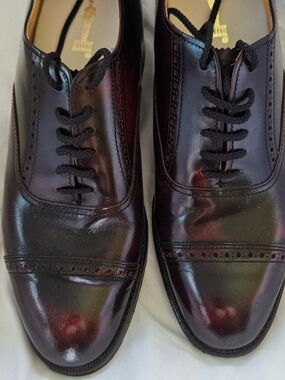 Men's Leather Cap-Toe Oxford Dress Shoes - Black with Burgundy Shine